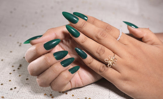 Green Almond Presson Nail With Nail Kit