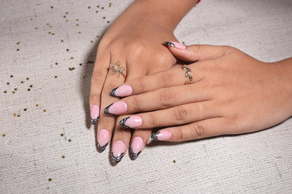 black and silver french preesonnail with nailkit