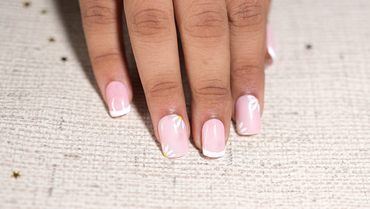 pink with white french  preesonnails with nail kit