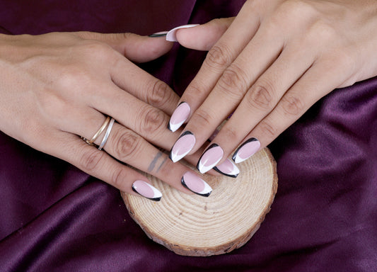 Black and White French Preesonnail With Nailkit