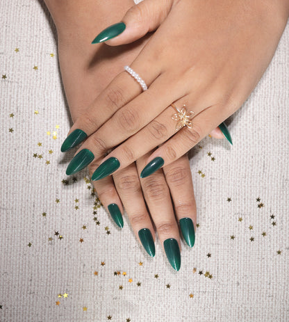 Green Almond Presson Nail With Nail Kit