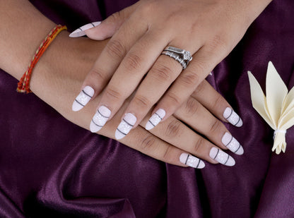 WhiteMatte Preeson Nail WIth NailKIt