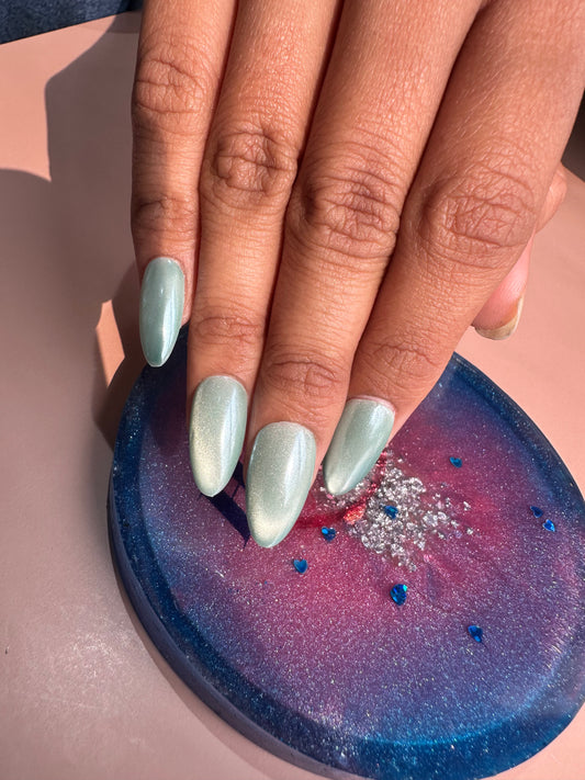 Green Cateye Presson With Nail Kit