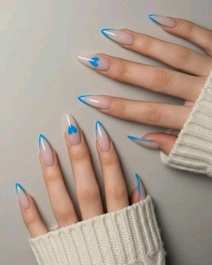 BLUE FAM HEART PRESSONNAIL WITH NAILKIT
