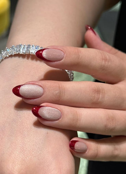 BLOODY RED WITH CAT PRESSONNAIL WITH NAILKIT