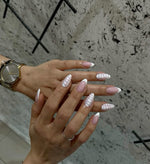 BLOOM WITH FRANCHE NPRESSONNAIL WITHNAILKIT